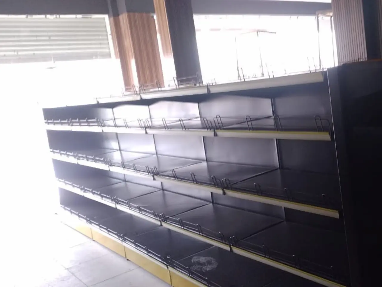 338902578_vegetable racks Punjab.webp